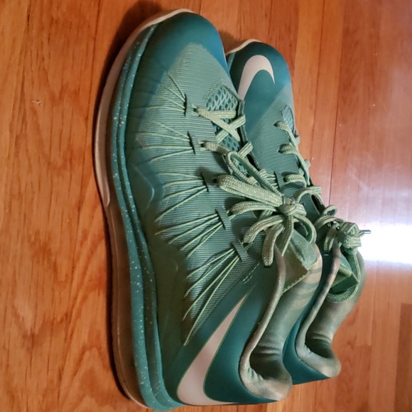 Nike KD's - Picture 2 of 3